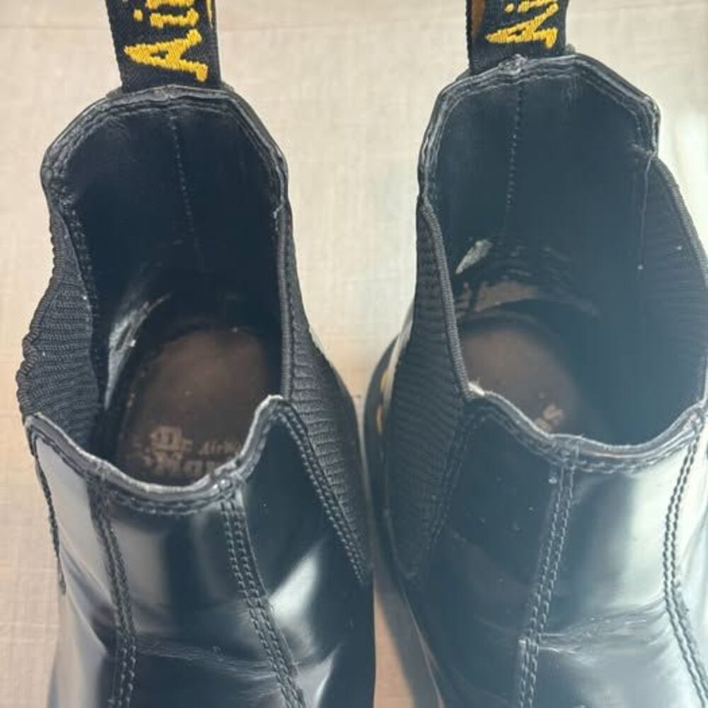 Dr. Martens 2976 Polished Smooth Leather Platform Chelsea Boots Size: USW 9, M 8 - Picture 8 of 10